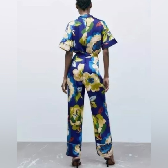 ZARA FLORAL PRINT JUMPSUIT XS NWT - Picture 2 of 11